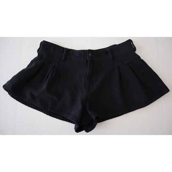 We The Free OB1612024 Women's Sz 29 Black Low Rise Pleated Bluebell Shorts - Picture 1 of 8